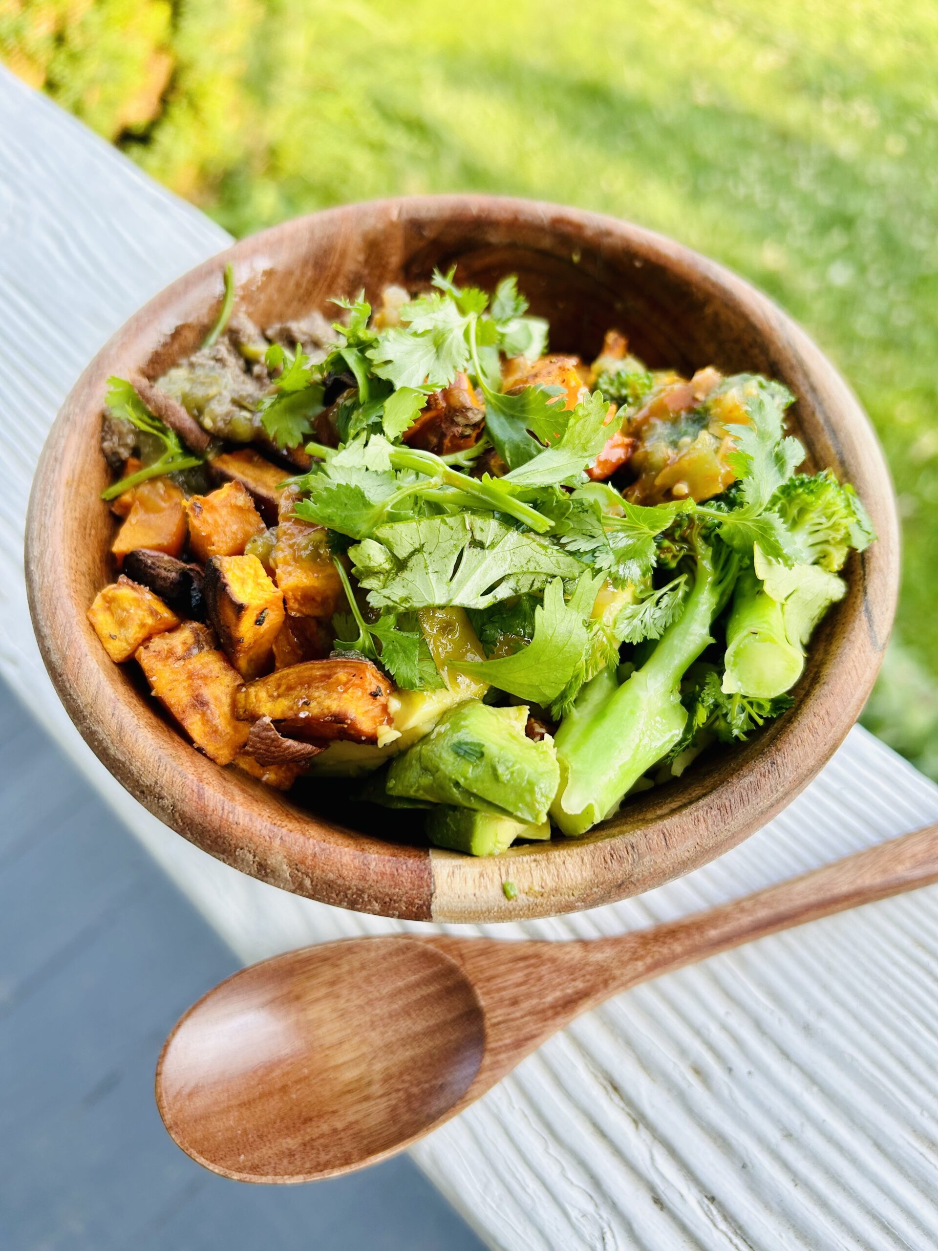 Salsa Verde Taco Meal Prep Bowls Easy - Easy Peasy Meals