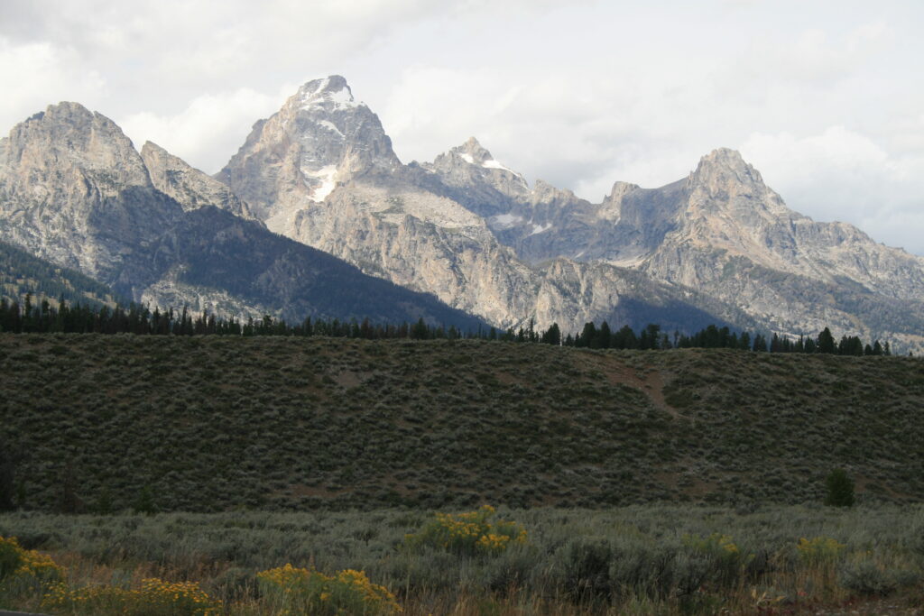 the teton mountain range