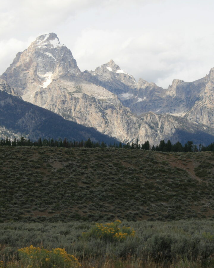 the teton mountain range